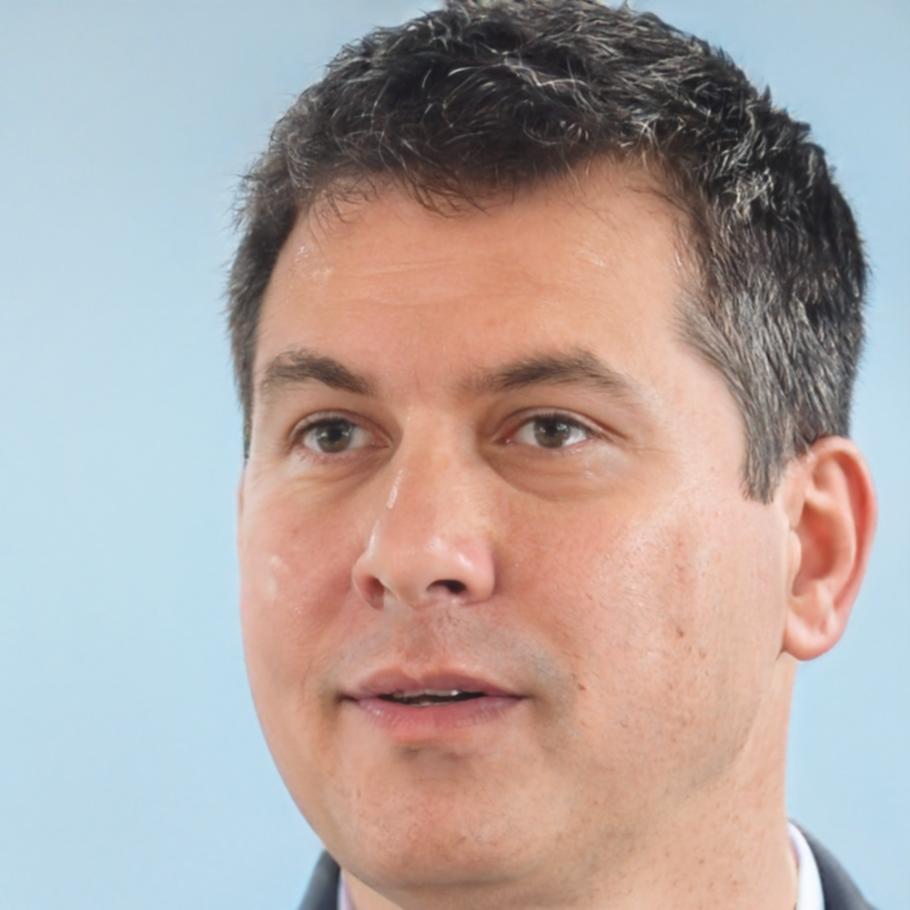 Portraitfoto von Mentor Ralf Bergmann